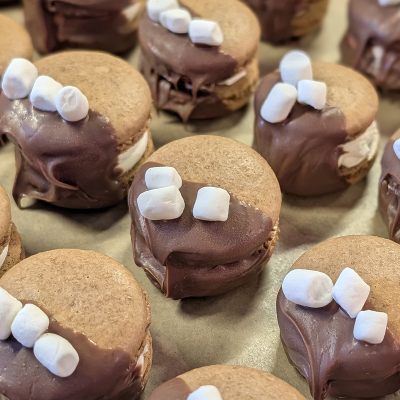 Hot Cococa Macaron