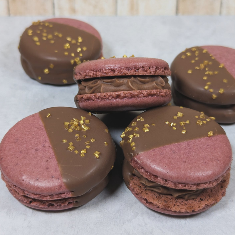 Wine Ganache Macaron